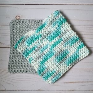 Handmade crocheted cotton pot holders. 2 pot holders in the set.